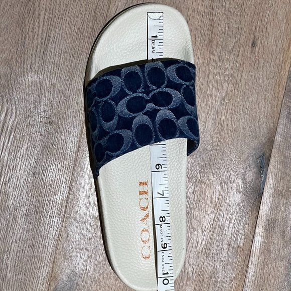 SOLD NEW Authentic Coach Udele Signature Monogram Denim Pool Slides in Denim 10 - Picture 12 of 12